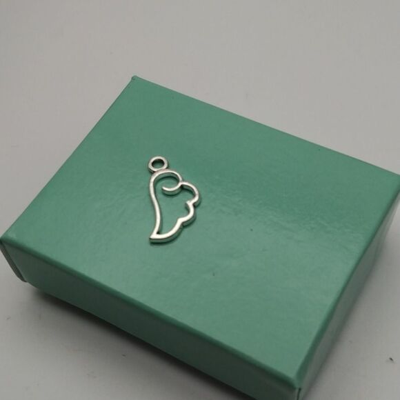 Rain cloud heart charm - Picture 2 of 2